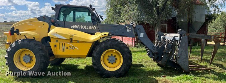 image for item DP2069 2000 New Holland LM430  telehandler