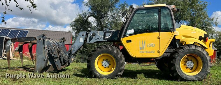 image for item DP2069 2000 New Holland LM430  telehandler