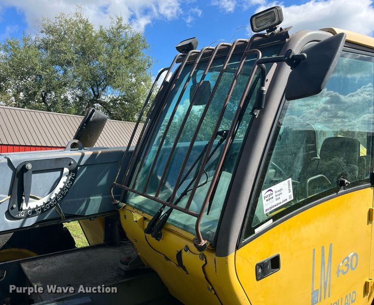 image for item DP2069 2000 New Holland LM430  telehandler