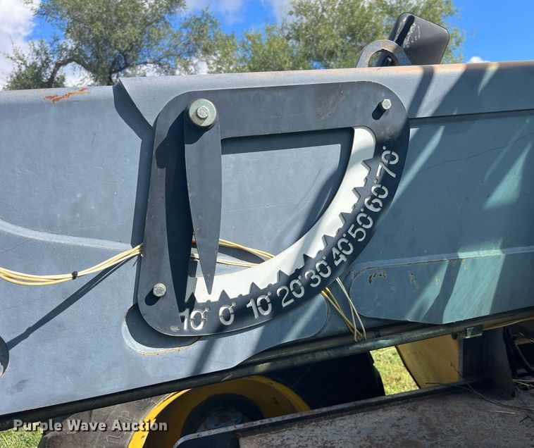 image for item DP2069 2000 New Holland LM430  telehandler