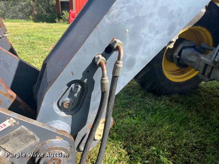 image for item DP2069 2000 New Holland LM430  telehandler