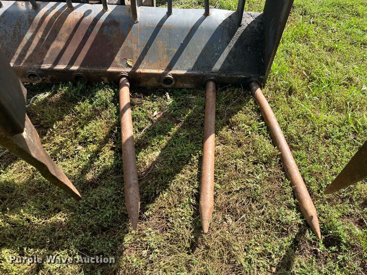 image for item DP2069 2000 New Holland LM430  telehandler