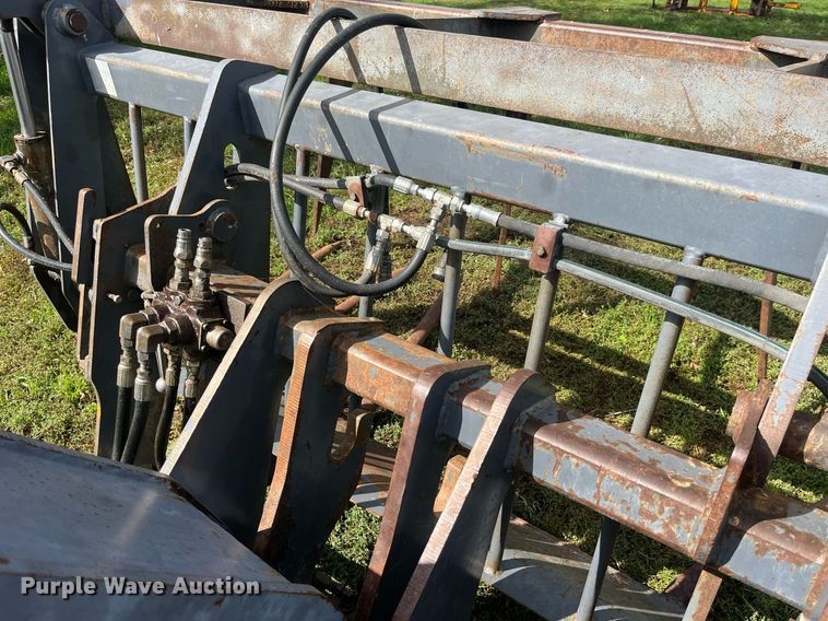 image for item DP2069 2000 New Holland LM430  telehandler