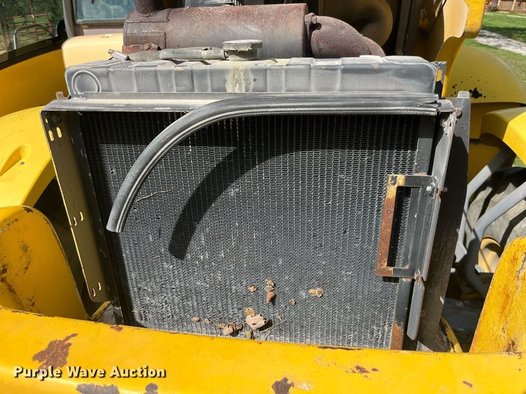 image for item DP2069 2000 New Holland LM430  telehandler