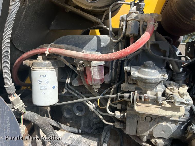 image for item DP2069 2000 New Holland LM430  telehandler