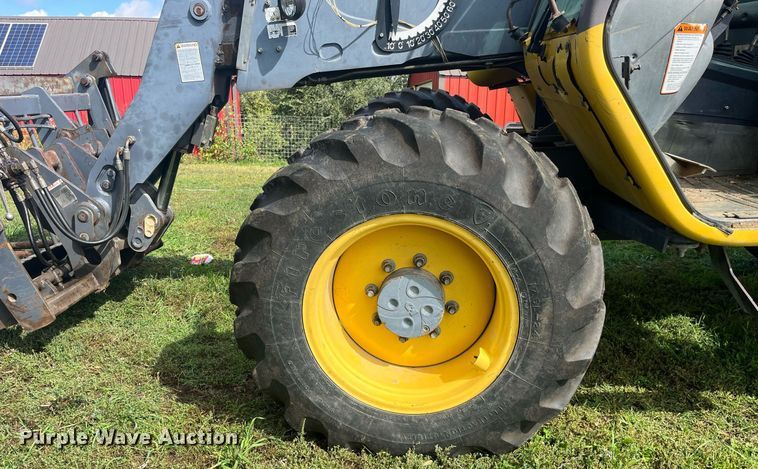 image for item DP2069 2000 New Holland LM430  telehandler