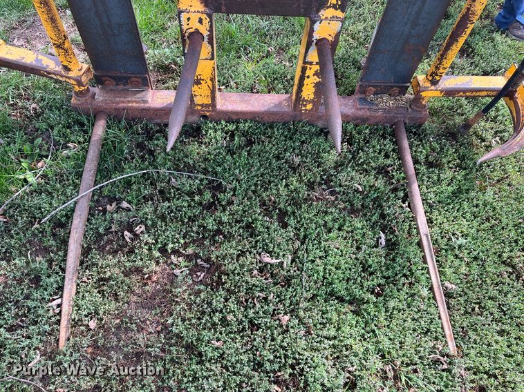 image for item DP2069 2000 New Holland LM430  telehandler