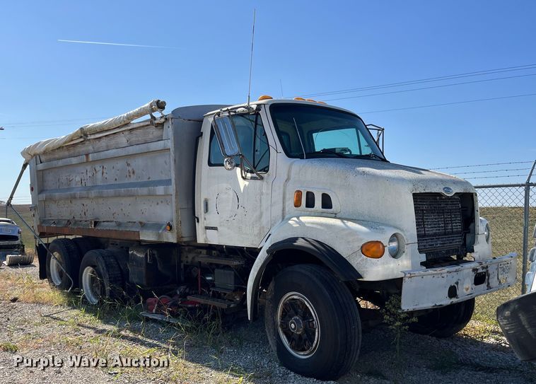 image for item DP2082 2000 Sterling L-Line  dump truck