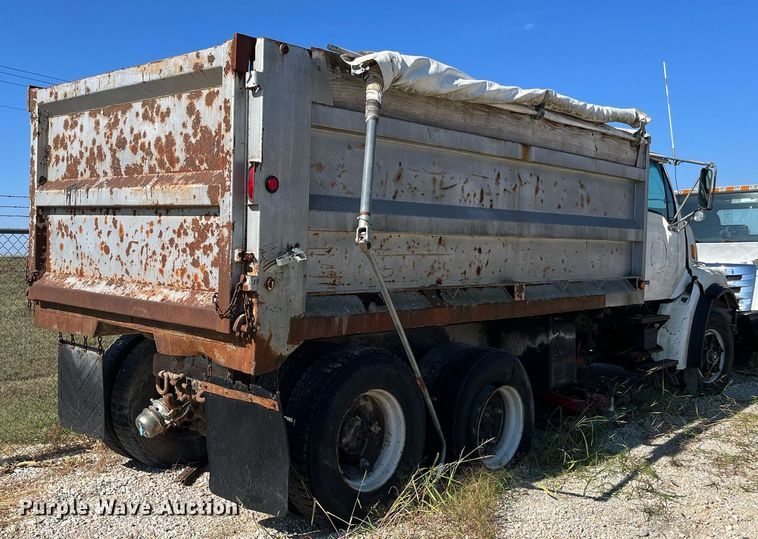 image for item DP2082 2000 Sterling L-Line  dump truck