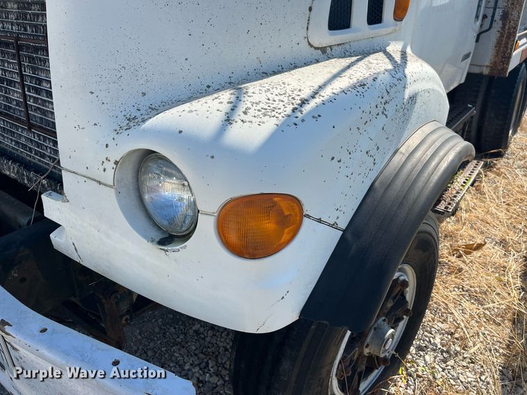 image for item DP2082 2000 Sterling L-Line  dump truck