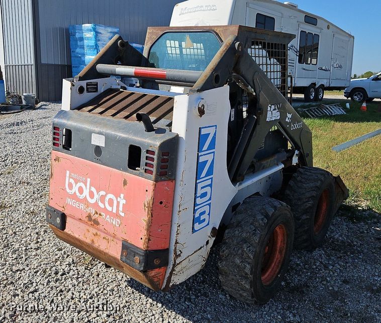 image for item DP2451 1993 Bobcat 7753  skid steer loader