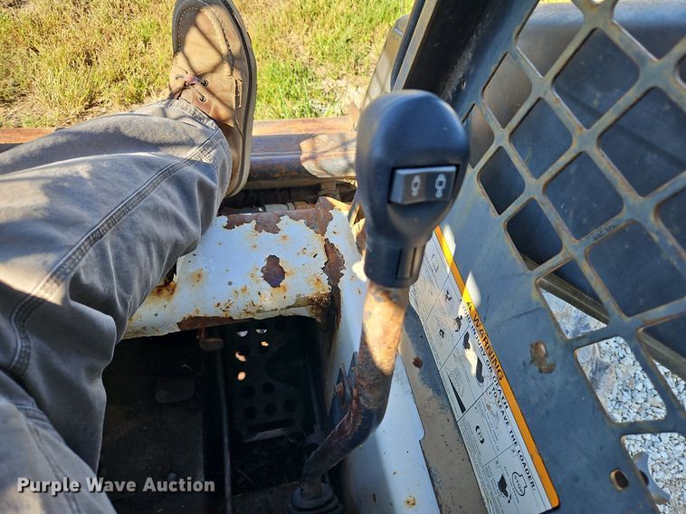 image for item DP2451 1993 Bobcat 7753  skid steer loader