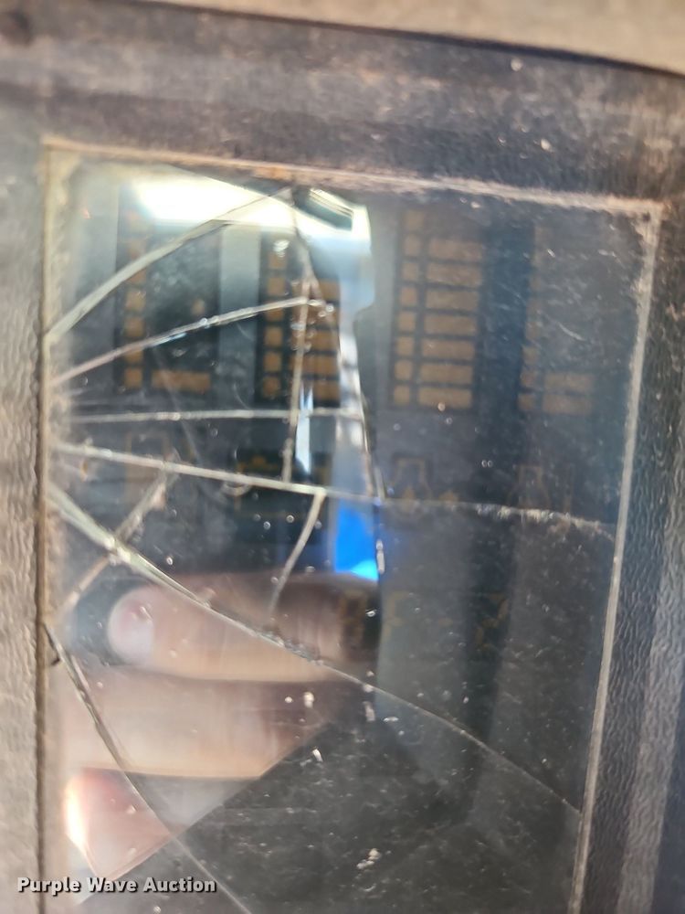 image for item DP2451 1993 Bobcat 7753  skid steer loader