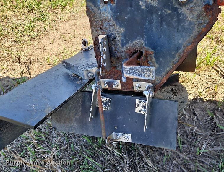 image for item DP2452 Western Ice Breaker  spreader