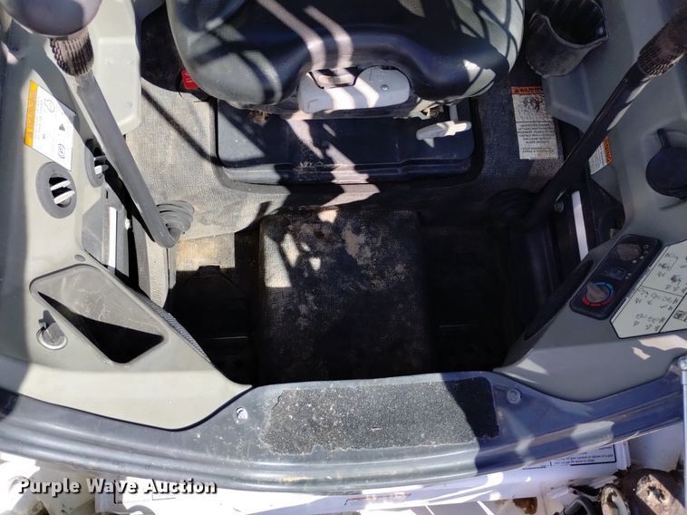 image for item DP3413 2014 Bobcat S650  skid steer loader