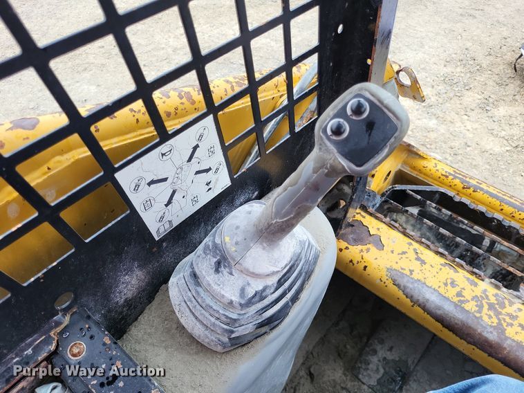 image for item DP5282 2011 Caterpillar 226B3 skid steer loader