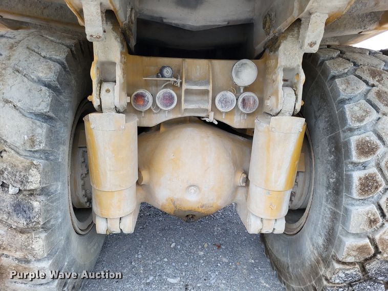 image for item DP5287 1991 Caterpillar 769C haul truck