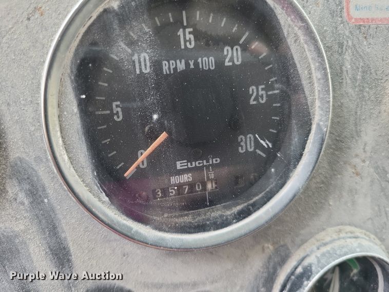 image for item DP5289 1984 Euclid  R25 haul truck