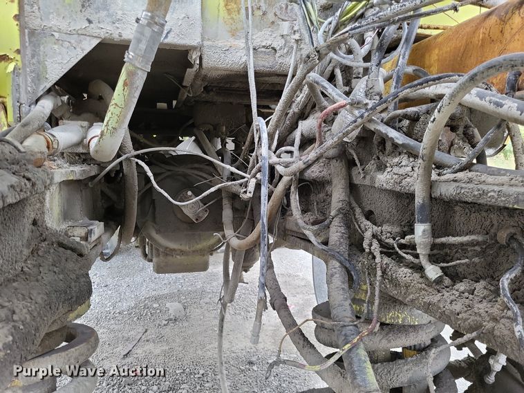 image for item DP5289 1984 Euclid  R25 haul truck