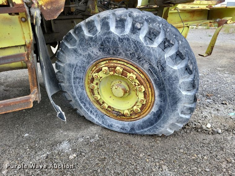 image for item DP5289 1984 Euclid  R25 haul truck