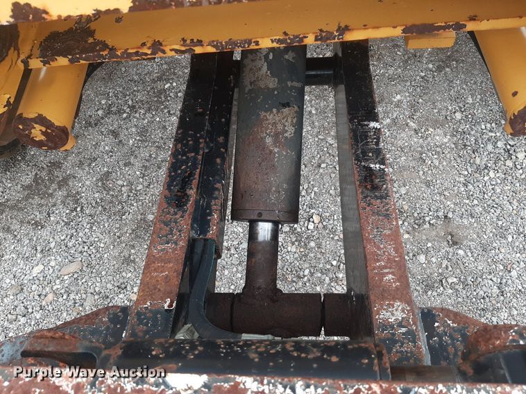 image for item DP7897 2008 Vermeer RTX1250  cable plow