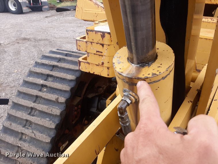 image for item DP7897 2008 Vermeer RTX1250  cable plow