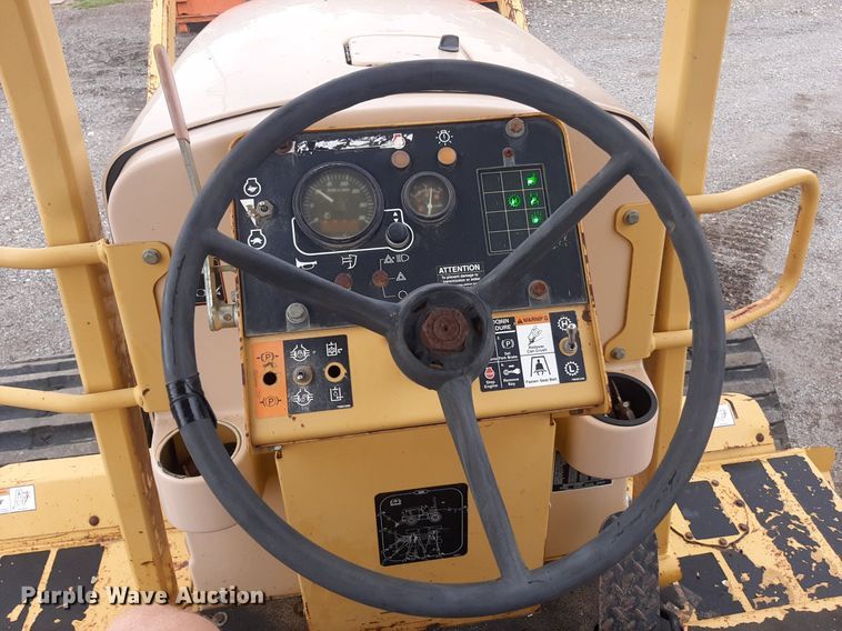 image for item DP7897 2008 Vermeer RTX1250  cable plow