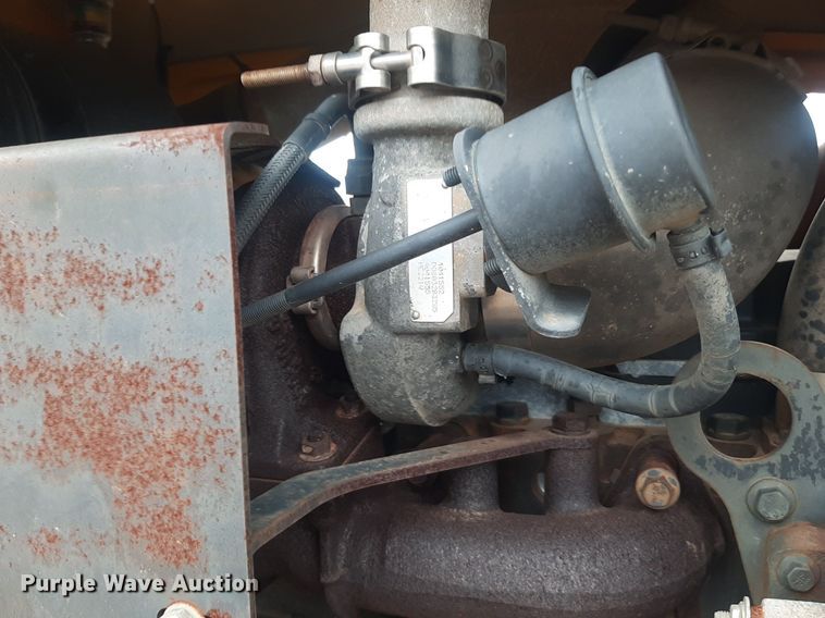 image for item DP7897 2008 Vermeer RTX1250  cable plow