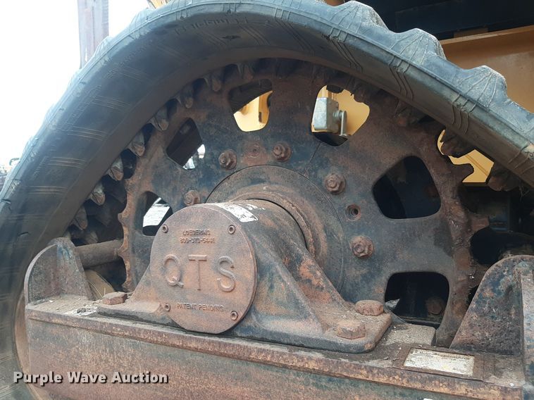 image for item DP7897 2008 Vermeer RTX1250  cable plow