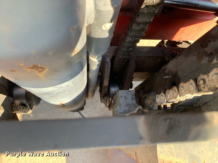 image for item DP8667 1994 Moffett M5000  forklift