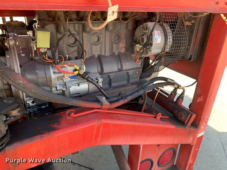 image for item DP8667 1994 Moffett M5000  forklift