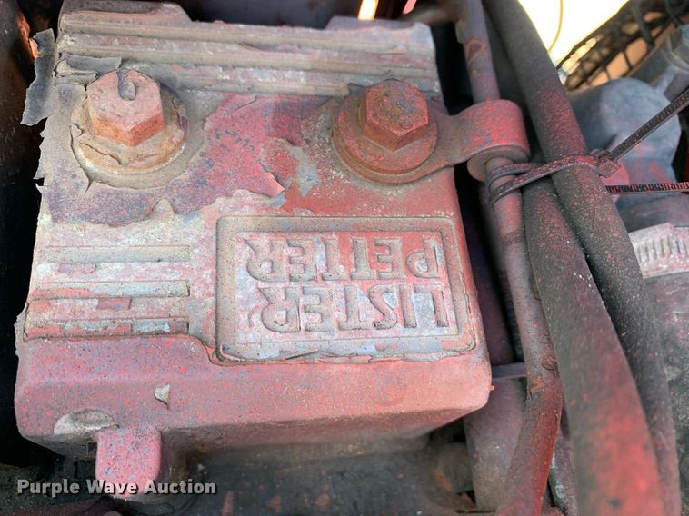 image for item DP8667 1994 Moffett M5000  forklift