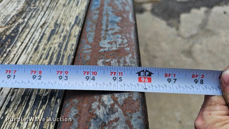 image for item DQ0213 1994 GMC TopKick LoPro  flatbed truck