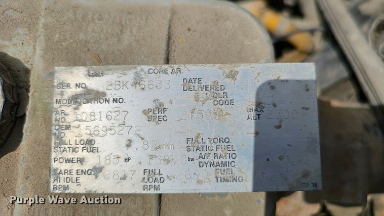 image for item DQ0213 1994 GMC TopKick LoPro  flatbed truck