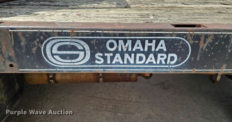 image for item DQ0213 1994 GMC TopKick LoPro  flatbed truck