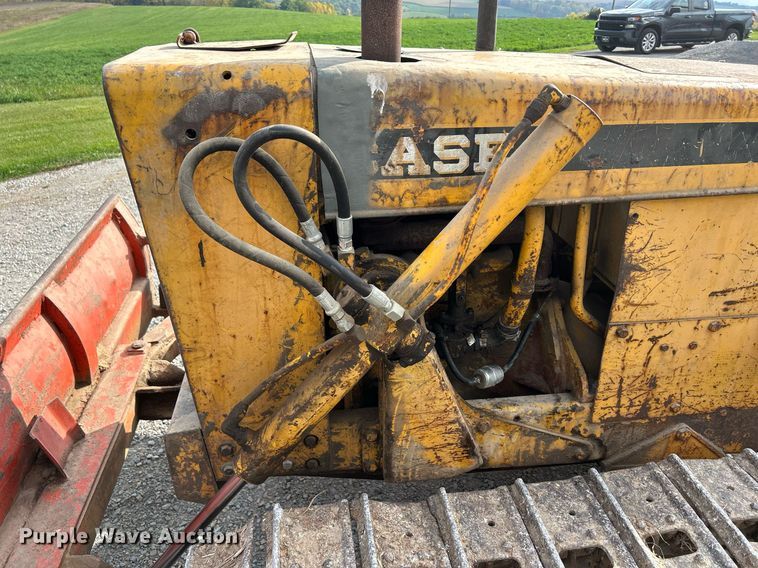 image for item DQ0949 1965 Case 310G  dozer