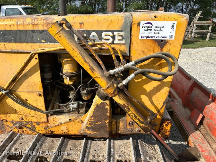 image for item DQ0949 1965 Case 310G  dozer