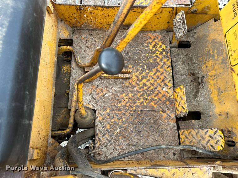 image for item DQ0949 1965 Case 310G  dozer