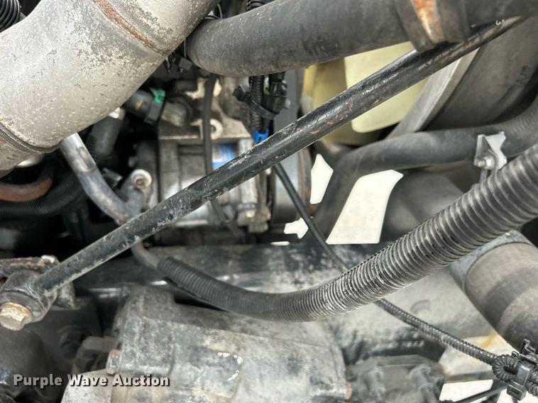 image for item DQ0951 2016 International 7600  vacuum truck