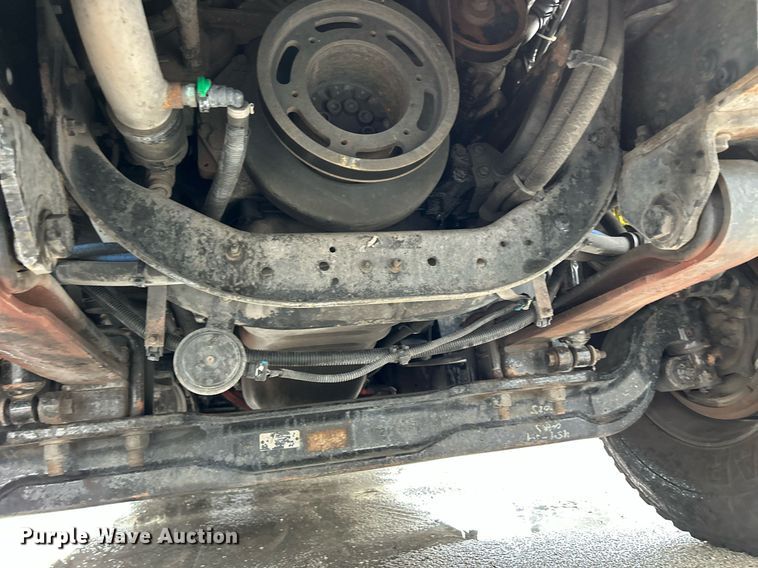 image for item DQ0951 2016 International 7600  vacuum truck