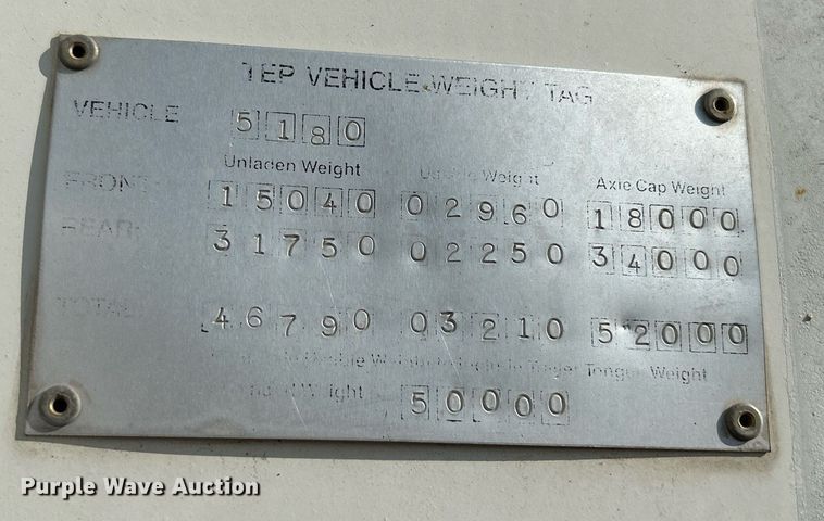 image for item DQ0957 1992 Mack RD690S  bucket truck