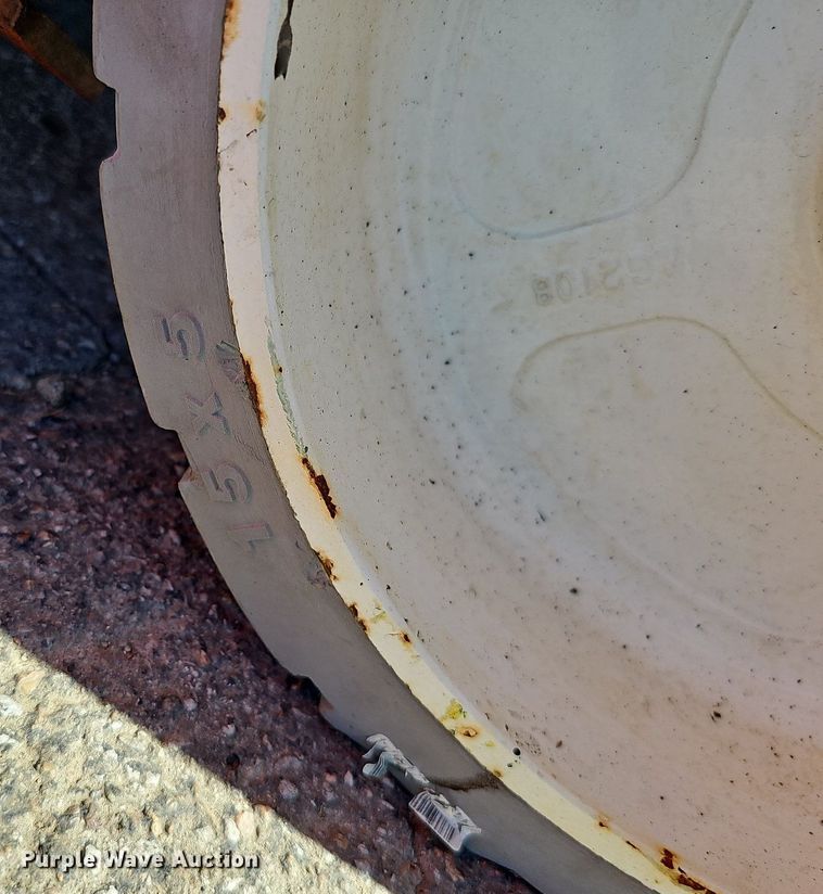 image for item DQ1175 2015 Snorkel S4726E  scissor lift