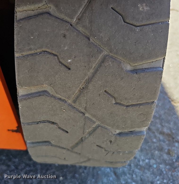 image for item DQ1175 2015 Snorkel S4726E  scissor lift