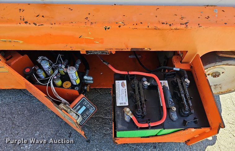 image for item DQ1176 2016 Snorkel S4732E  scissor lift