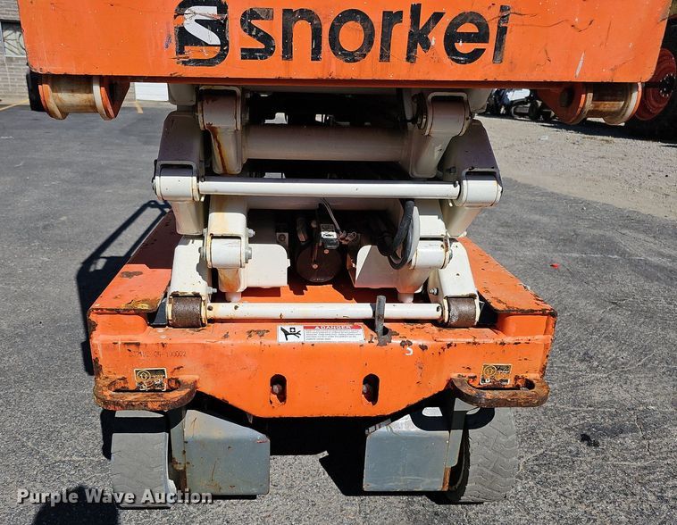 image for item DQ1177 2016 Snorkel S3219E  scissor lift