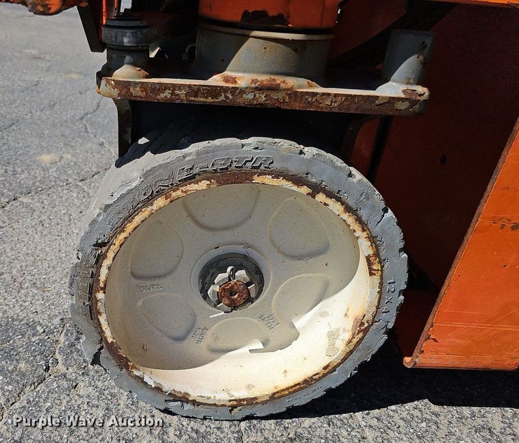 image for item DQ1177 2016 Snorkel S3219E  scissor lift