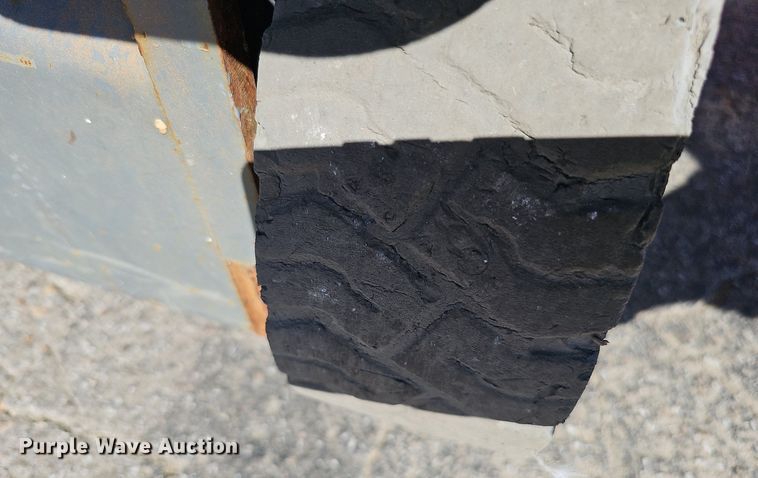 image for item DQ1177 2016 Snorkel S3219E  scissor lift