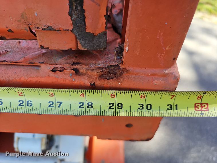 image for item DQ1178 2016 Snorkel S3219E  scissor lift