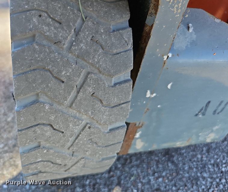 image for item DQ1178 2016 Snorkel S3219E  scissor lift