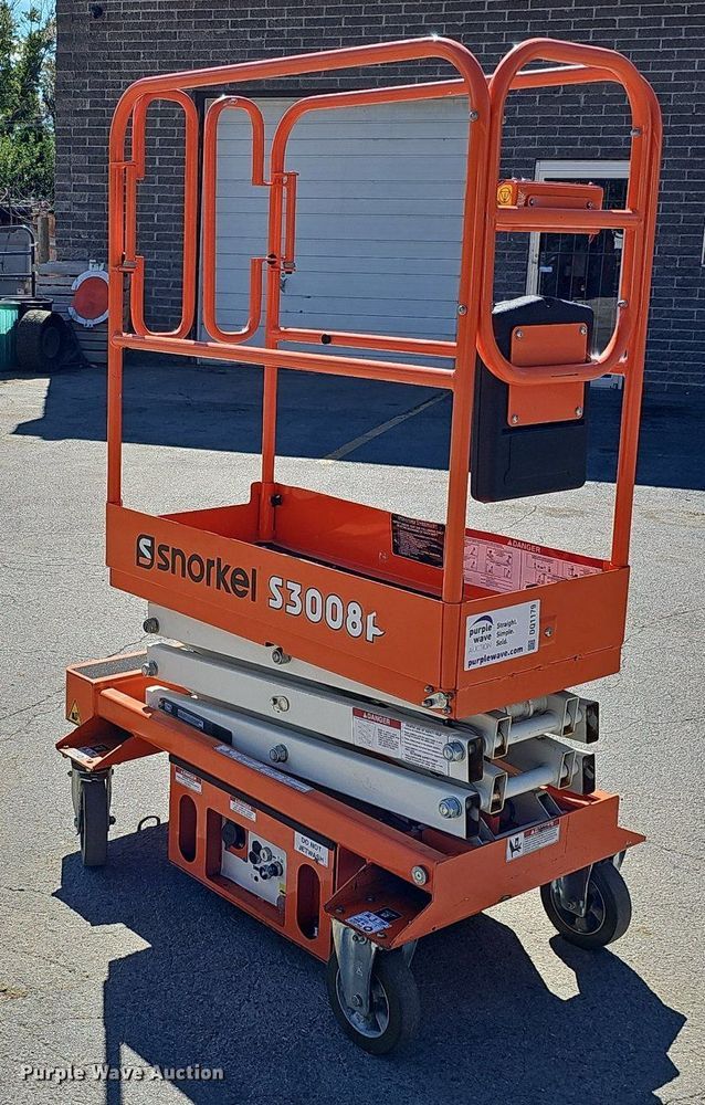 image for item DQ1179 2016 Snorkel S3008P  scissor lift
